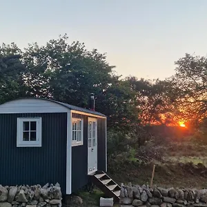 Lodge The Hazel Hut, Westport